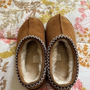 Slightly used Ugg Tasman Slippers. Small spot on toe of each shoe